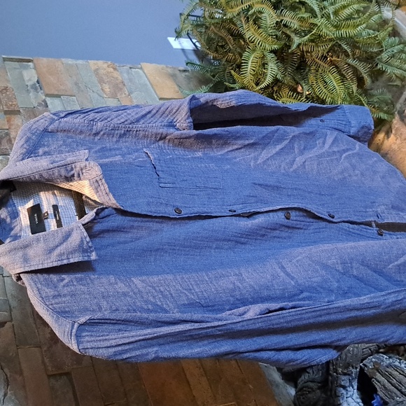 Men's Vince button up shirt - Picture 2 of 5